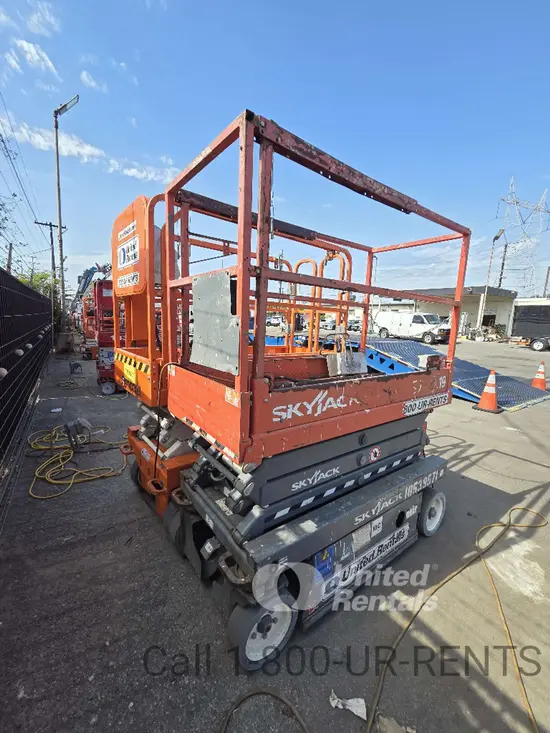 2016 Skyjack SJIII3219 Scissor Lift