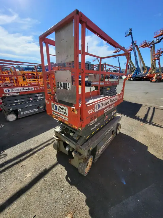 2016 Skyjack SJIII3219 Scissor Lift