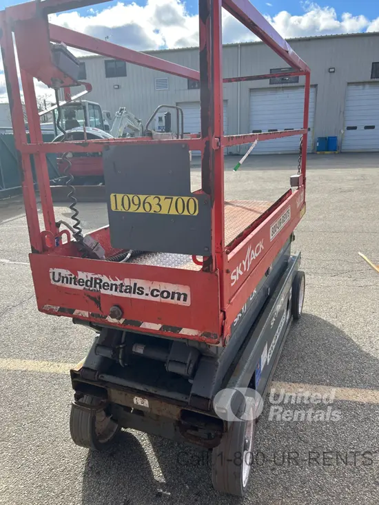 2019 Skyjack SJIII3220 Scissor Lift
