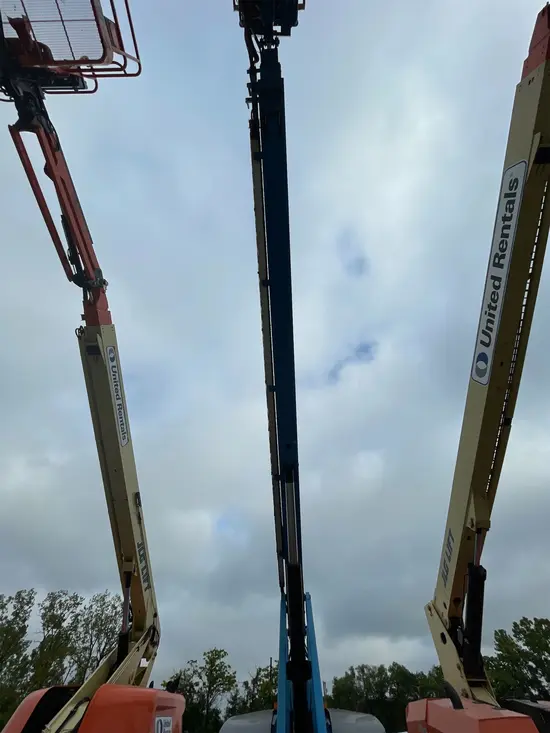 2018 Genie S-80XC Boom Lift