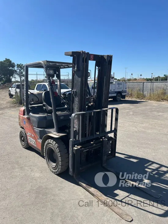 2019 Toyota 8FGU25 Warehouse Forklift