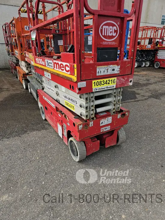 2018 MEC 1930SE Scissor Lift