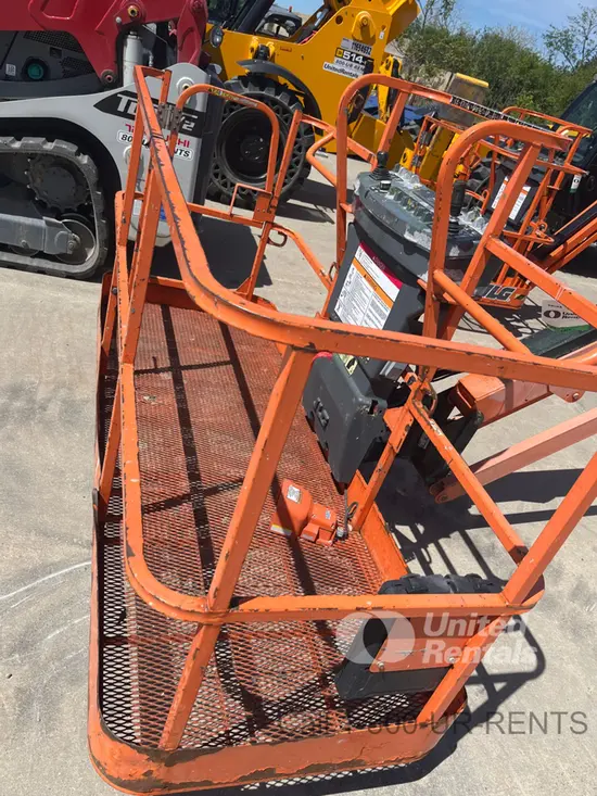 2015 JLG 600AJ Articulating Boom Lift