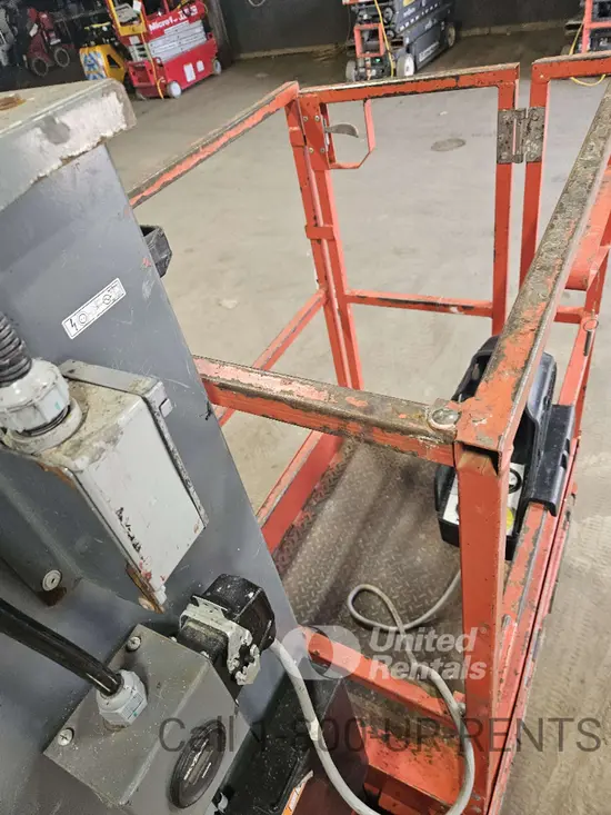 2020 Skyjack SJ16 Self-Propelled One-Person Lift