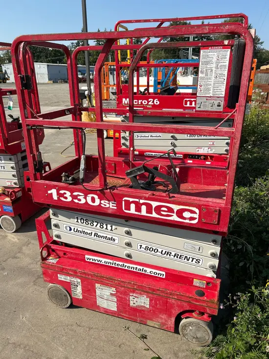 2019 MEC 1330SE Scissor Lift