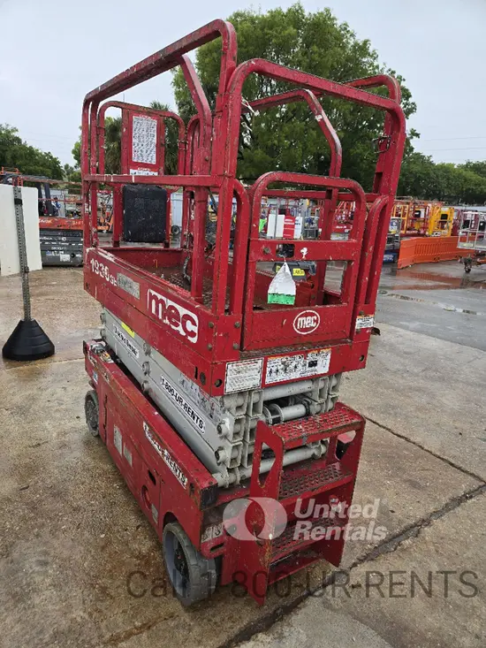 2017 MEC 1930SE Scissor Lift