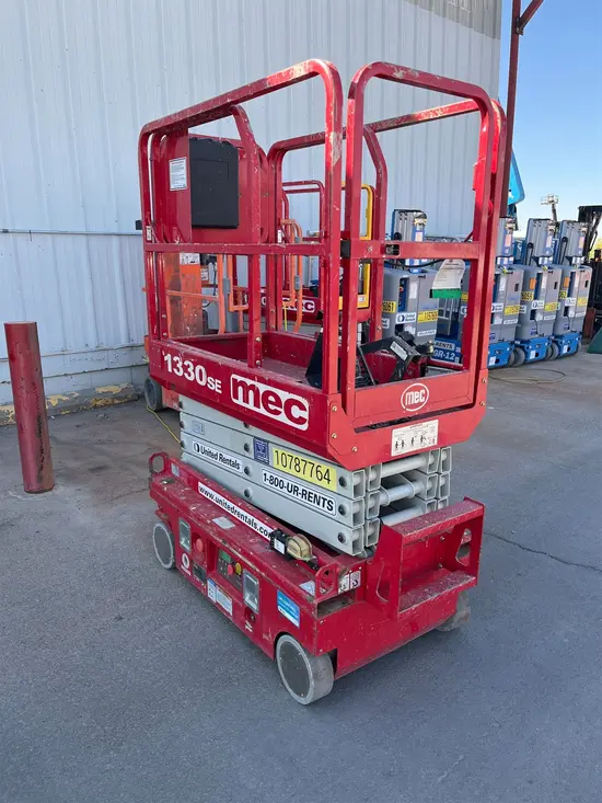 2018 MEC 1330SE Scissor Lift