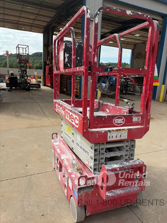 2020 MEC 1330SE Scissor Lift