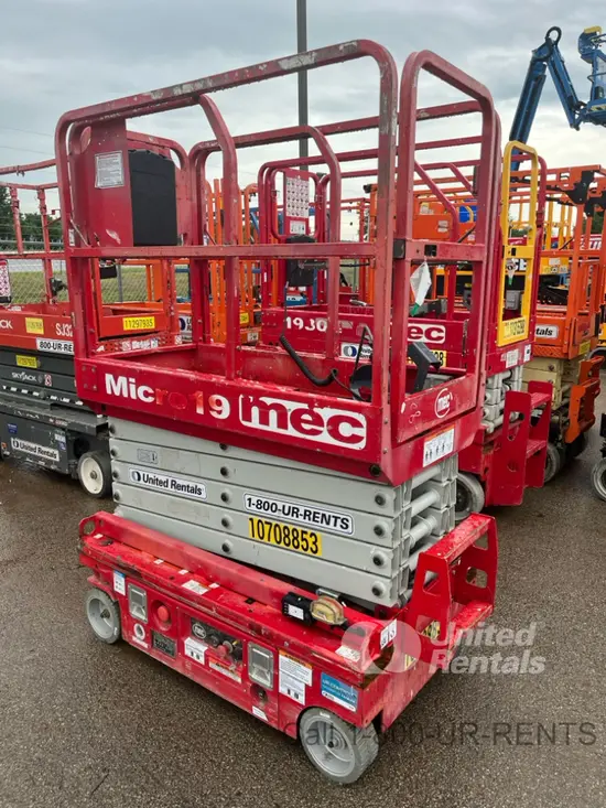 2018 MEC MICRO 19 Scissor Lift