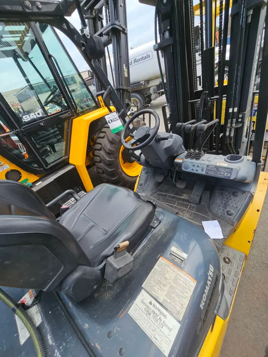 2019 Komatsu FG25T-16 Warehouse Forklift