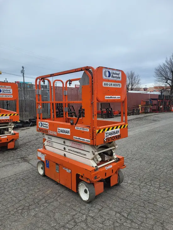 2019 Snorkel S3219E Scissor Lift