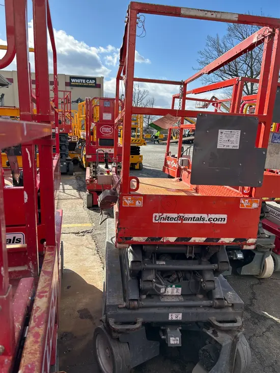2018 Skyjack SJIII3219 Scissor Lift