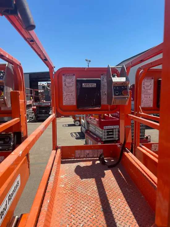 2018 Snorkel S3219E Scissor Lift