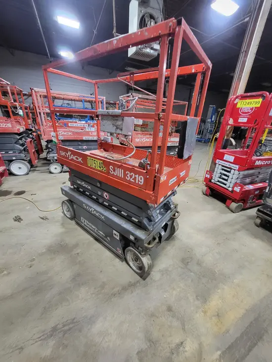 2018 Skyjack SJIII3219 Scissor Lift