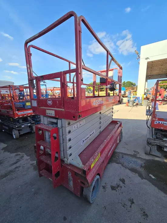 2017 MEC 4555SE Scissor Lift