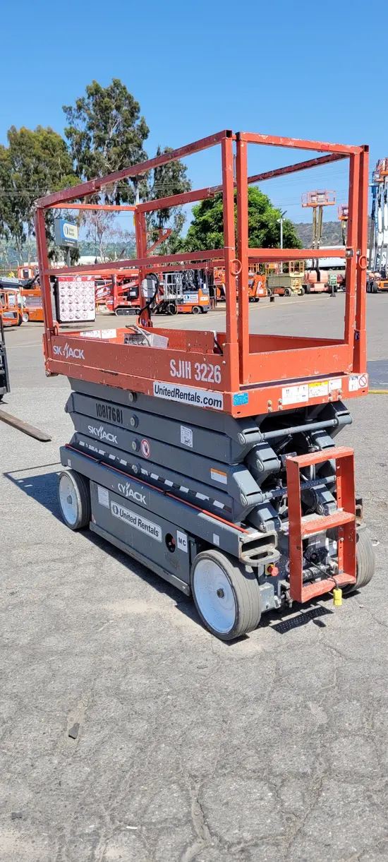 2018 Skyjack SJIII3226 Scissor Lift