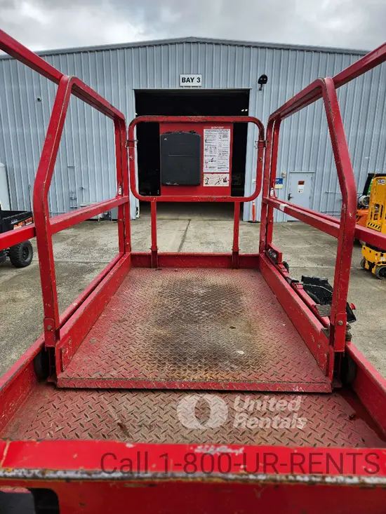 2017 MEC 4046SE Scissor Lift