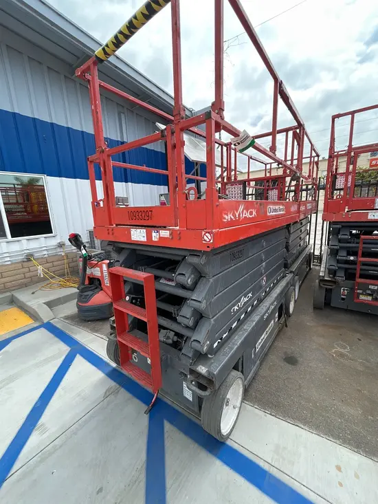 2019 Skyjack SJIII4740 Scissor Lift