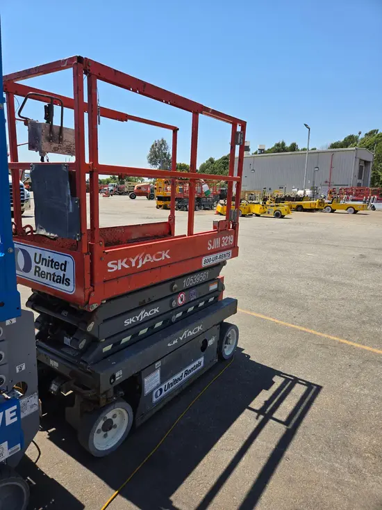 2016 Skyjack SJIII3219 Scissor Lift