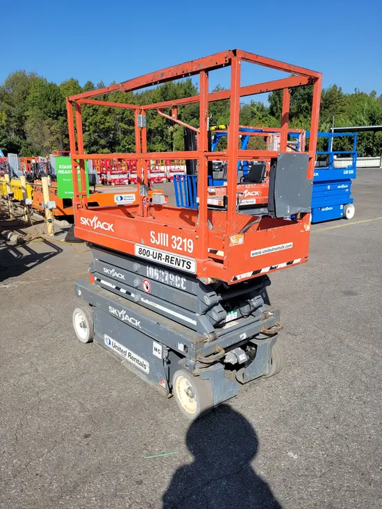 2017 Skyjack SJIII3219 Scissor Lift