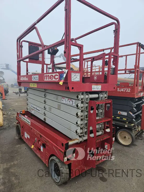 2017 MEC 4046SE Scissor Lift