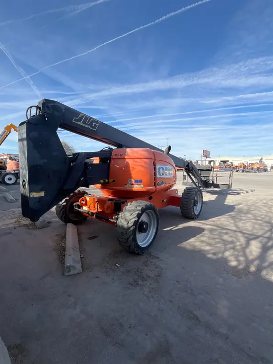 2016 JLG 600AJ Articulating Boom Lift