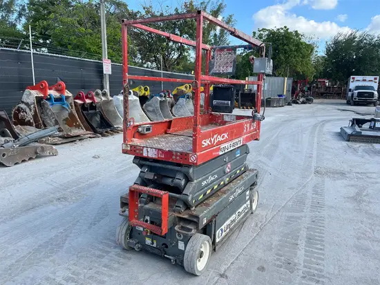 2016 Skyjack SJIII3219 Scissor Lift