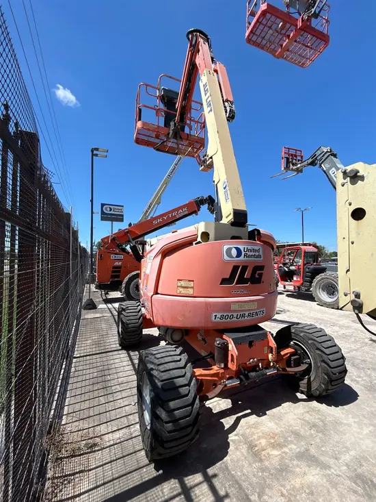 2016 JLG 450AJ Articulating Boom Lift