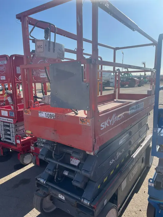2019 Skyjack SJIII3226 Scissor Lift