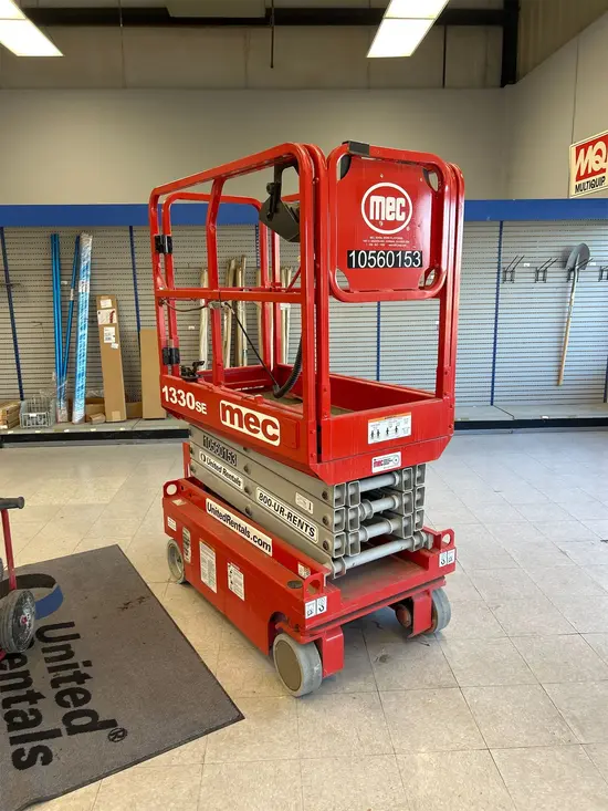2017 MEC 1330SE Scissor Lift