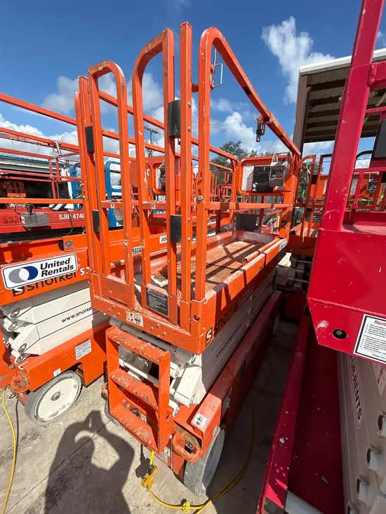 2019 Snorkel S3226E Scissor Lift