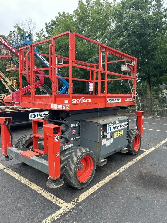 2018 Skyjack SJ6832RT Rough Terrain Scissor Lift