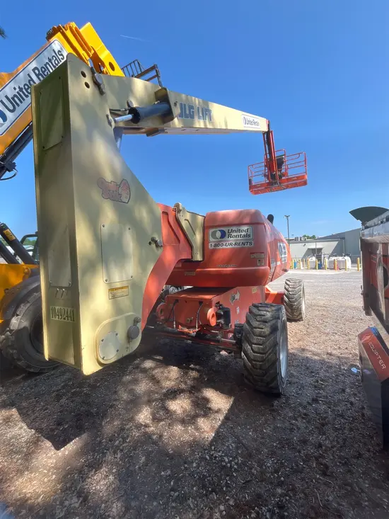 2016 JLG 800AJ Articulating Boom Lift