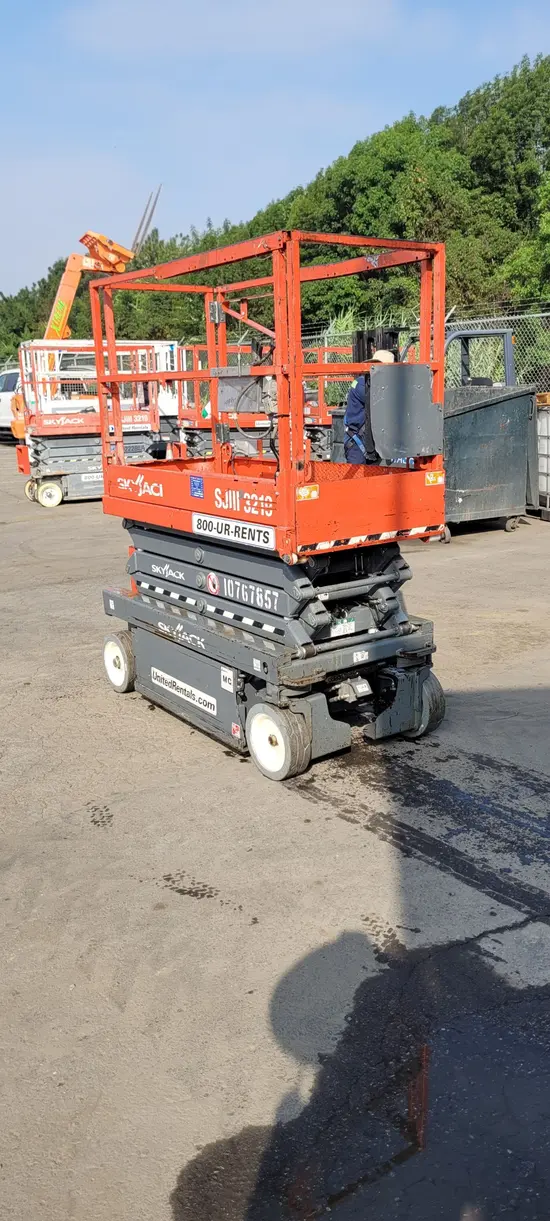 2018 Skyjack SJIII3219 Scissor Lift