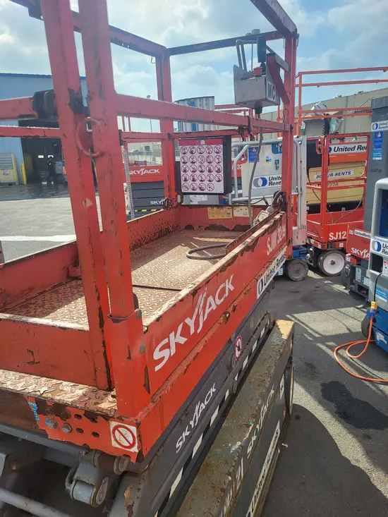 2016 Skyjack SJIII3219 Scissor Lift