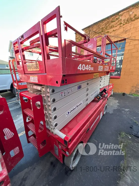 2017 MEC 4046SE Scissor Lift