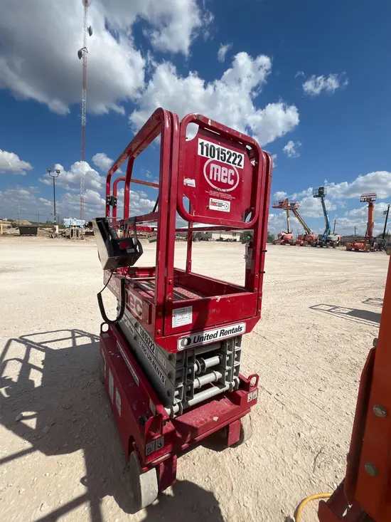 2019 MEC 1330SE Scissor Lift