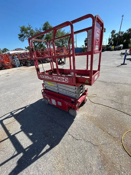 2019 MEC 1330SE Scissor Lift