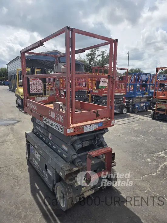 2016 Skyjack SJIII3219 Scissor Lift
