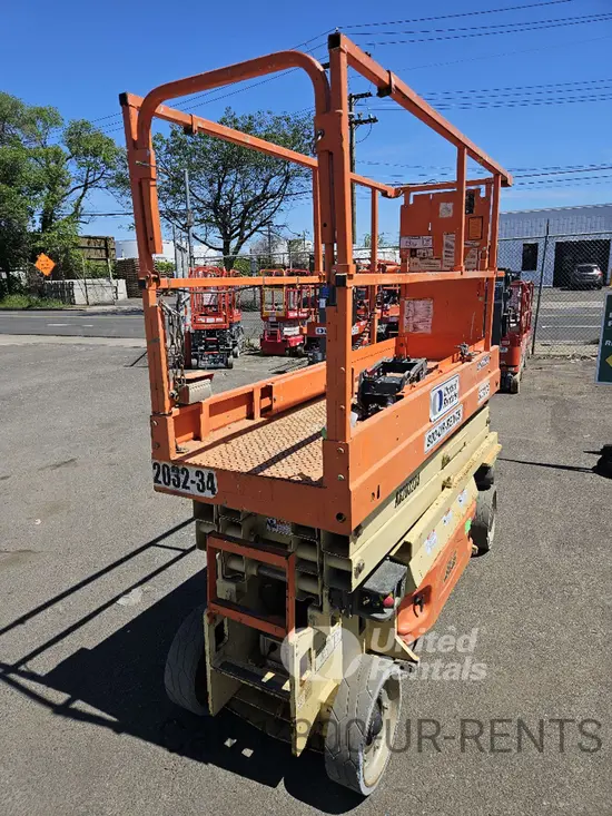 2018 JLG 2032ES Scissor Lift