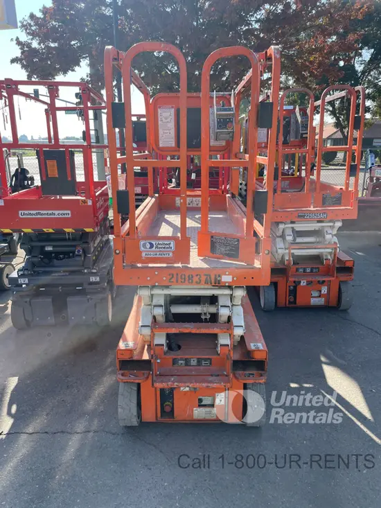 2018 Snorkel S3219E Scissor Lift