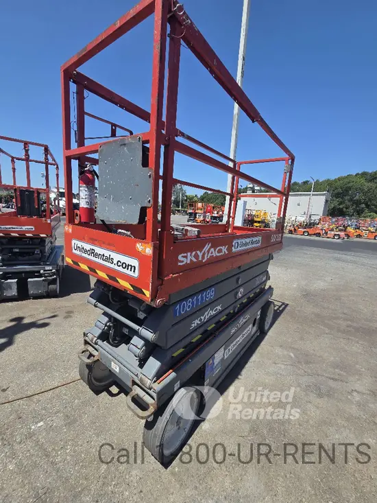 2018 Skyjack SJIII3226 Scissor Lift