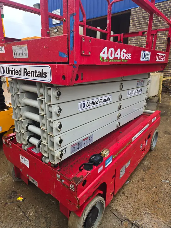 2019 MEC 4046SE Scissor Lift