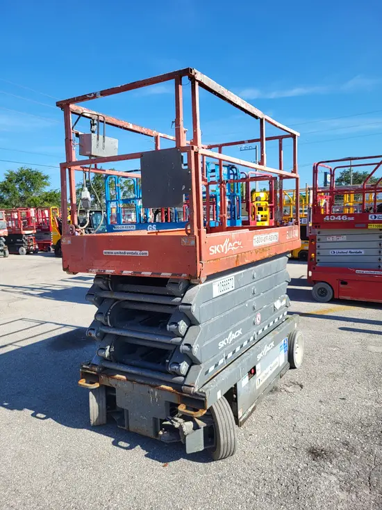 2017 Skyjack SJIII4740 Scissor Lift