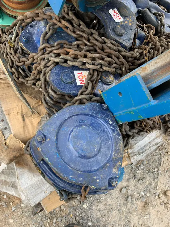 2015 Ingersoll Rand VL2-200-30-28V Hoist