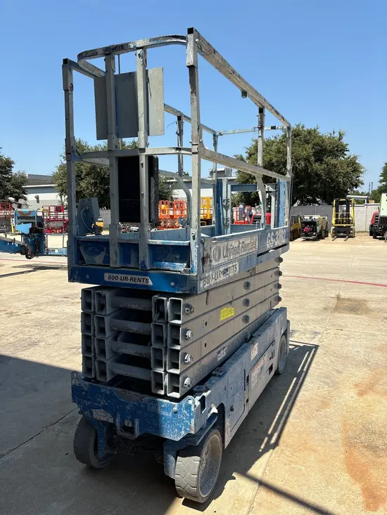 2018 Genie GS-3232 Scissor Lift