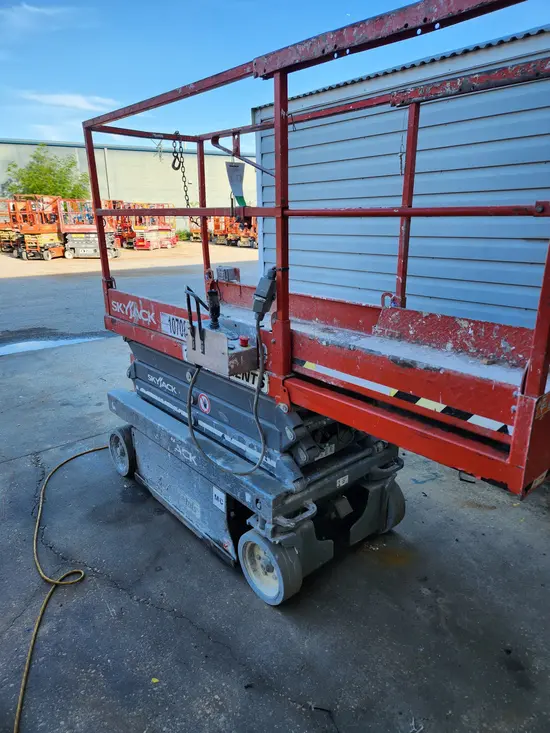 2018 Skyjack SJIII3219 Scissor Lift