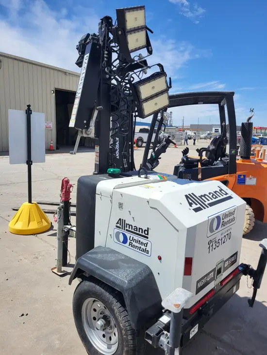2022 Allmand NLGR LC 3KW W/W Portable Work Light