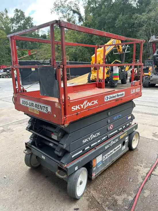 2018 Skyjack SJIII4632 Scissor Lift