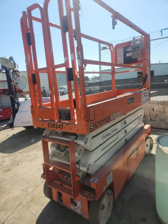 2019 Snorkel S3226E Scissor Lift